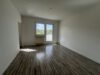 Karl-Matthes-Straße 1 - Wohnzimmer